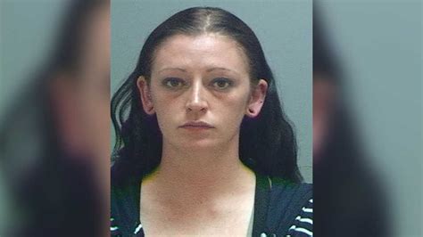 Police Mom Intentionally Put 4 Year Old In Hot Car As Punishment