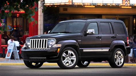 Introduced as a replacement for the cherokee (xj), the liberty was priced between the wrangler and grand cherokee. 2014 jeep liberty - YouTube