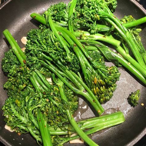 This Easy Broccolini Side Will Quickly Brighten Your Dinner Jessica