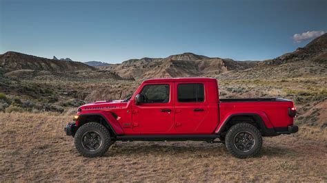2020 Jeep Gladiator Goes Official With Best In Class Towing Capacity