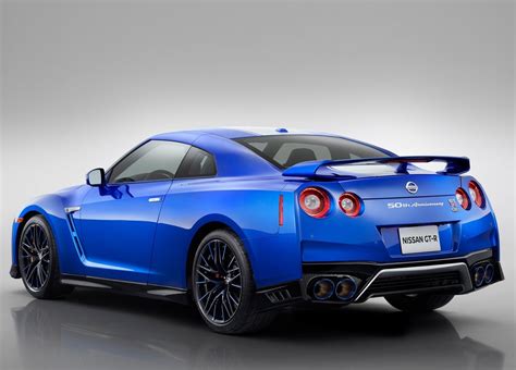 The Nissan Gt R Might Receive Hybrid Power Before Disappearing