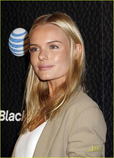 Kate Bosworth Launches Blackberry Bold Photo 1518771 Kate Bosworth