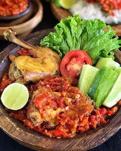 Karena itulah, mencicipi masakan khas negara lain memberikan pengalaman tersendiri yang berkesan. Disukai Bule, Inilah 10 Masakan Ayam Indonesia yang ...