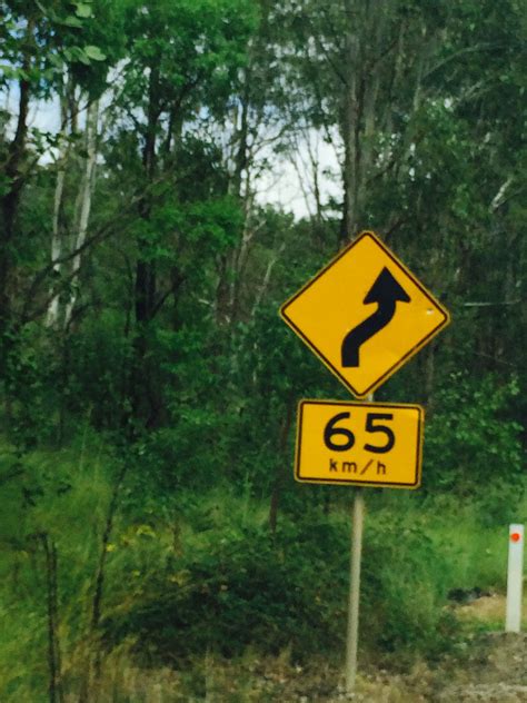 Épinglé Par James Legg Sur Australian Road Signs