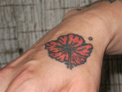27 Colorful Hibiscus Flower Tattoos Slodive