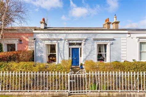 3 Bedroom Terraced House For Sale In 27 Sandycove Avenue West