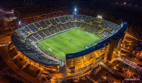 Revive el golazo de carlos vela en el amistoso ante peñarol. Peñarol festeja cuatro años del «Campeón del Siglo ...