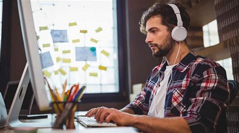 Can Music Make You More Productive Magee Office