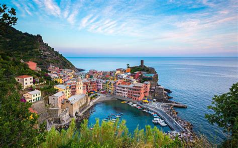 How To Travel To Cinque Terre Travel Destinations Italy Cinque Terre