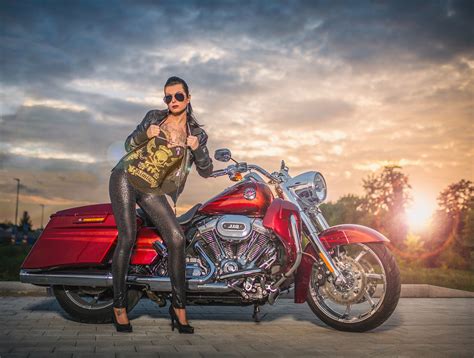 Hausieren Email Mikrobe Harley Motorrad Für Frauen Ausdauer Brieffreund