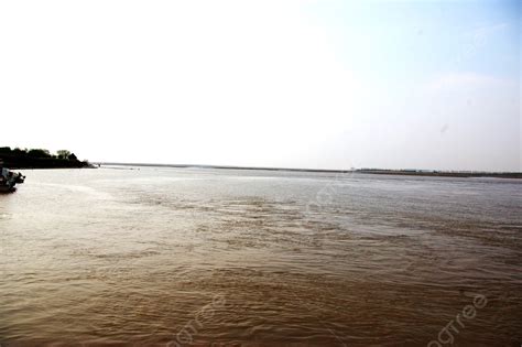 The Spectacular Scene Of The Yellow River Background Yellow River