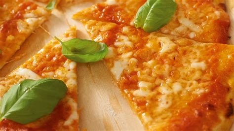 Pizza Margherita Rezept Essen Und Trinken