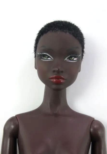 Integrity Toys Fashion Royalty Nuface Urban Outfitting Nadja Rhymes