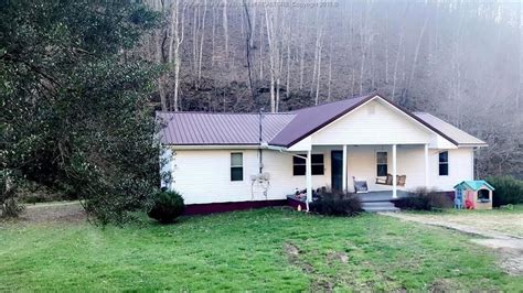 5939 North Fork Rd Chapmanville Wv 25508
