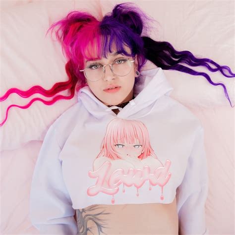 Anime Cropped Hoodie By Lewd Fashion Sexy Anime Cosplay Etsy 日本
