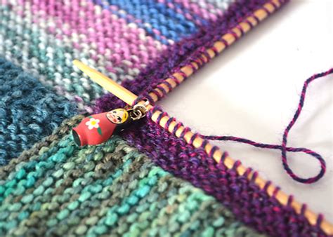 Check out these 105 free free knitting patterns for beginners that are highly unique and latest ones and will please the knitting lovers! How to Knit a Mitred Square Blanket