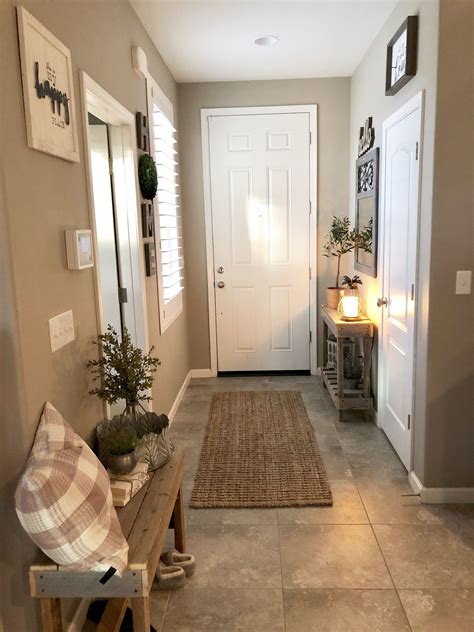 20 Small Hallway Entrance Ideas
