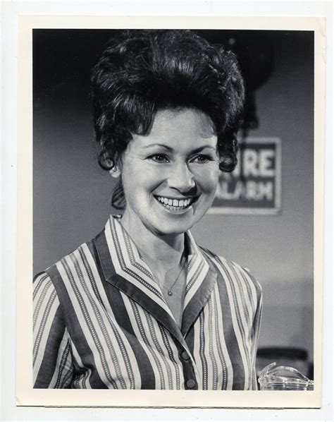 happy days marion ross 7x9 bandw still vg photograph dta collectibles