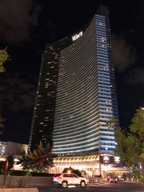 An Honest Review Of The Vdara Hotel And Spa In Las Vegas Wanderwisdom