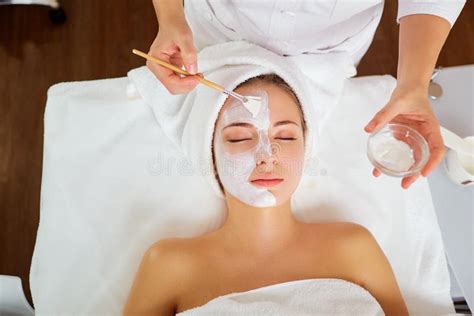 Woman In Mask On Face In Spa Beauty Salon Stock Image Image Of Therapy Resting 110294419