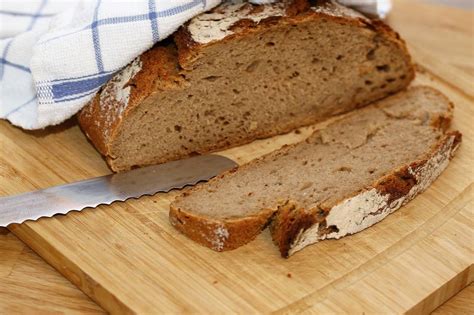 Bauernbrot backen nach Omas Rezept
