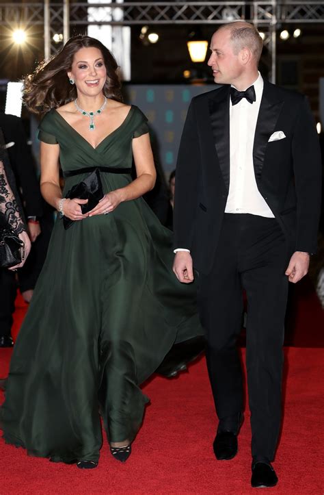 Slammed Or Bullied Kate Middletons Green Bafta Outfit Draws Huge