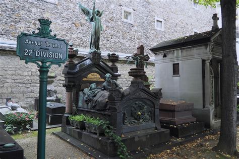 Les plus belles tombes du cimetière du Montparnasse Paris ZigZag