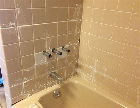 It is important to cpay close attention to the tile details when. doorsixteen_aptcaulk_grouting (redoing the bath/shower ...