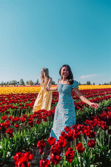 6 Flower Field Photo Shoot Ideas To Try Flower Photoshoot Spring