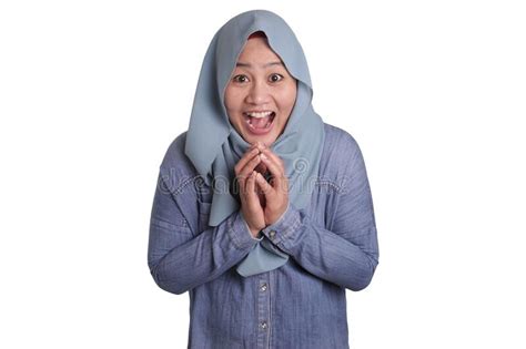 cute muslim lady shows shocked surprised face with open mouth stock image image of beautiful
