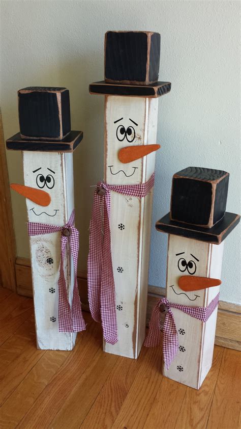 My Version Of 4x4 Snowmen Christmas Wood Crafts Christmas Crafts