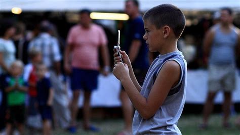 Rva Parenting 56 Percent Of Kids 8 12 Years Old Have Cell Phones