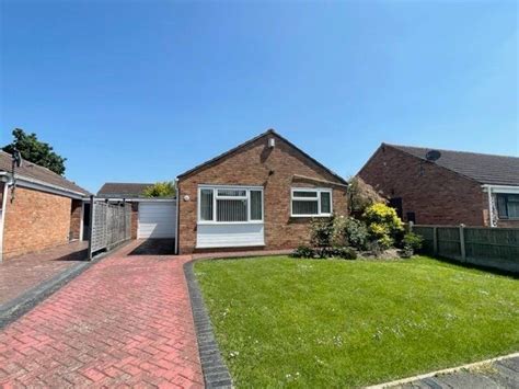 Bed Bungalow For Sale In Chiltern Road Quedgeley Gloucester Gl