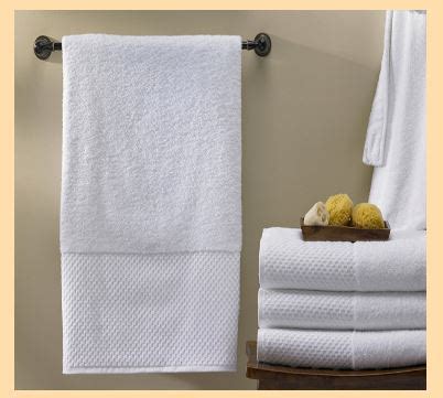 This week's obsession is hanging bath towels. Hanging Bath Towel, Towels, Napkins & Handkerchieves | Air ...