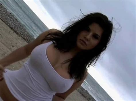 Sunny Leone At Porn Video At Xxx Dessert Tube