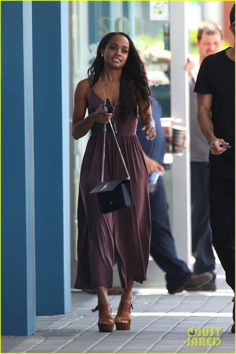 Rachel Lindsay And Bryan Abasolo Share A Kiss In Miami Photo 3944443