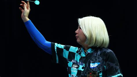 Darts News Mikuru Suzuki Wins Bdo Womens World Championship With Win