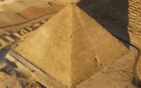 a mysterious void has been discovered in the great pyramid of giza and egyptologists believe it