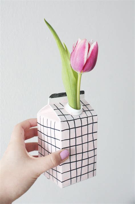 Upcycling Diy Vase Aus Tetrapack And Gewinner Rosy And Grey Diy Blog