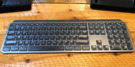Best Quiet Keyboards For Gaming Typing And Office 2024