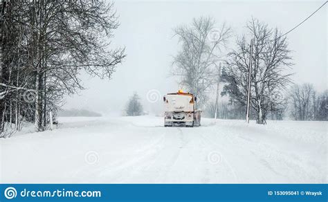 Snowplow Highway Maintenenace Truck Cleaning Road