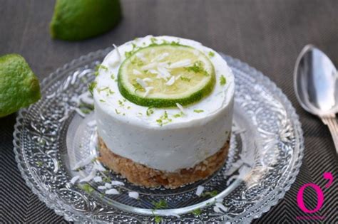 Huilez un moule à charnières. Cheesecake au citron vert (sans cuisson) | Piece O' Cake