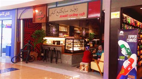 Số 41 trong số 112 nhà hàng tại kota bharu. EleanorDreamLand: Arnold Cycling Cafe, KB Mall
