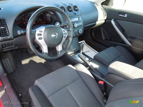Base 2.5 (sedan only), 2.5 s, the sporty 3.5 se, and the luxurious 3.5 sl. 2008 Nissan Altima 2.5 S Coupe Interior Color Photos ...