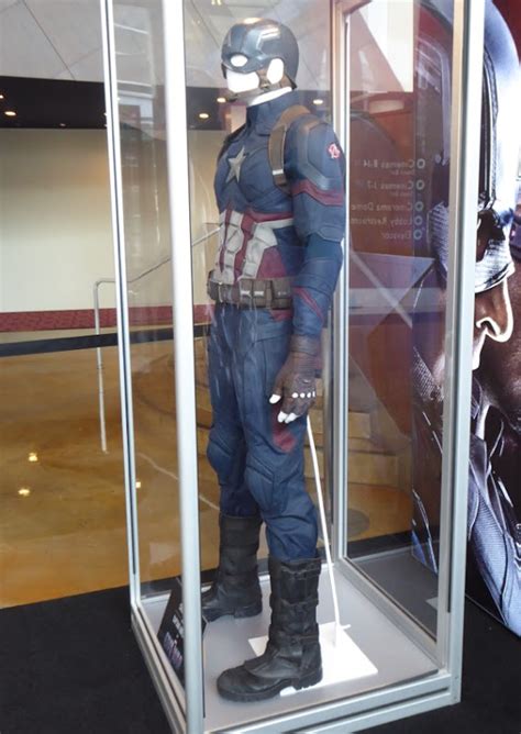 Hollywood Movie Costumes And Props Captain America Civil War Movie