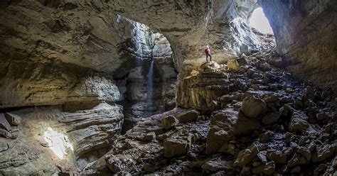 Spelunking Exploring Some Of Alabamas Underground Caves