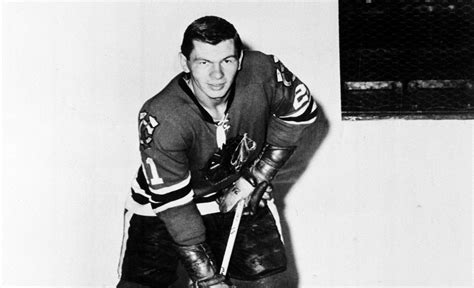 Chicago Blackhawks Great Stan Mikita Dies At 78 Years Old Yahoo Sports