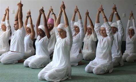 Kundalini Yoga Benefits Poses Spiritual Aspects 101yogasan
