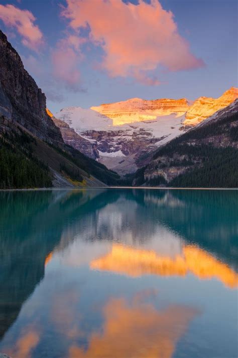 Lake Louise Sunrise Canada Cool Landscapes Places To Travel
