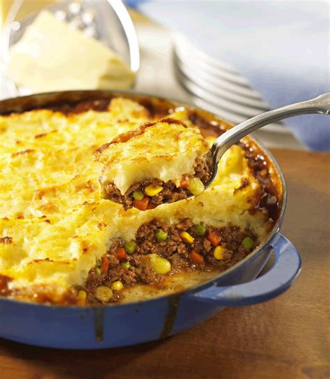Shepherd's pie comes to us from england, and is traditionally made with lamb or mutton. Best Homemade Shepherds Pie Recipe - Cooking On A Boat